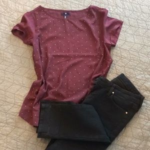 Maroon gap top with tiny gold studs all over M.